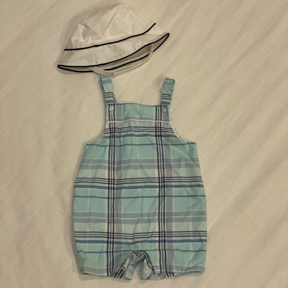 JANIE and JACK matching overalls and hat, size 6-12 month